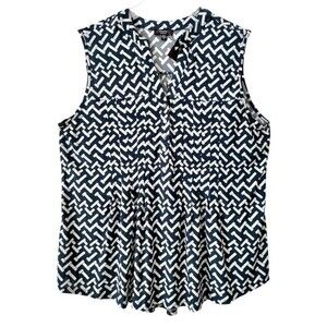 NWT Cocomo Plus Size 2X Blue & White Pintuck Sleeveless Blouse Top